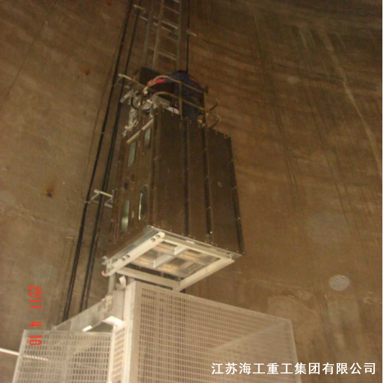 烟囱升降机-烟囱升降梯-烟囱电梯生产厂商-永德网