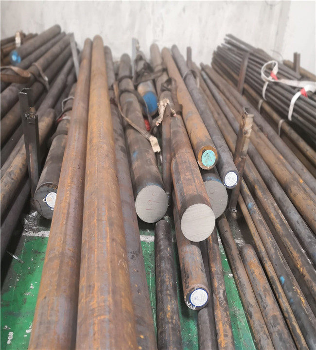 柳州1.4307不锈钢热轧退货料、1.4307钢材理算公式富宝