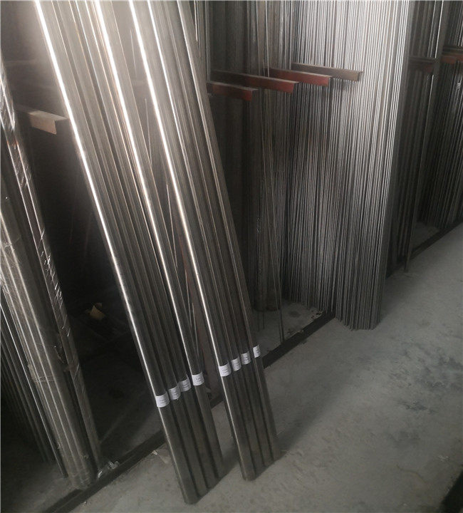 天津X2CrNiMo17-12-2不锈钢冲压钢板、X2CrNiMo17-12-2加工性能富宝