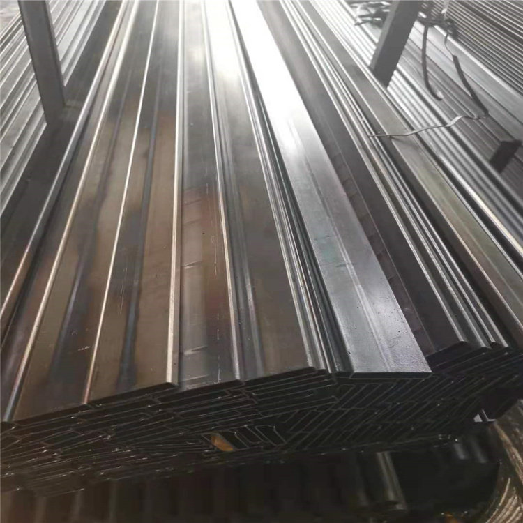 赤峰QSTE420焊管厂 101.6x76.2x4.5方管 每吨价格
